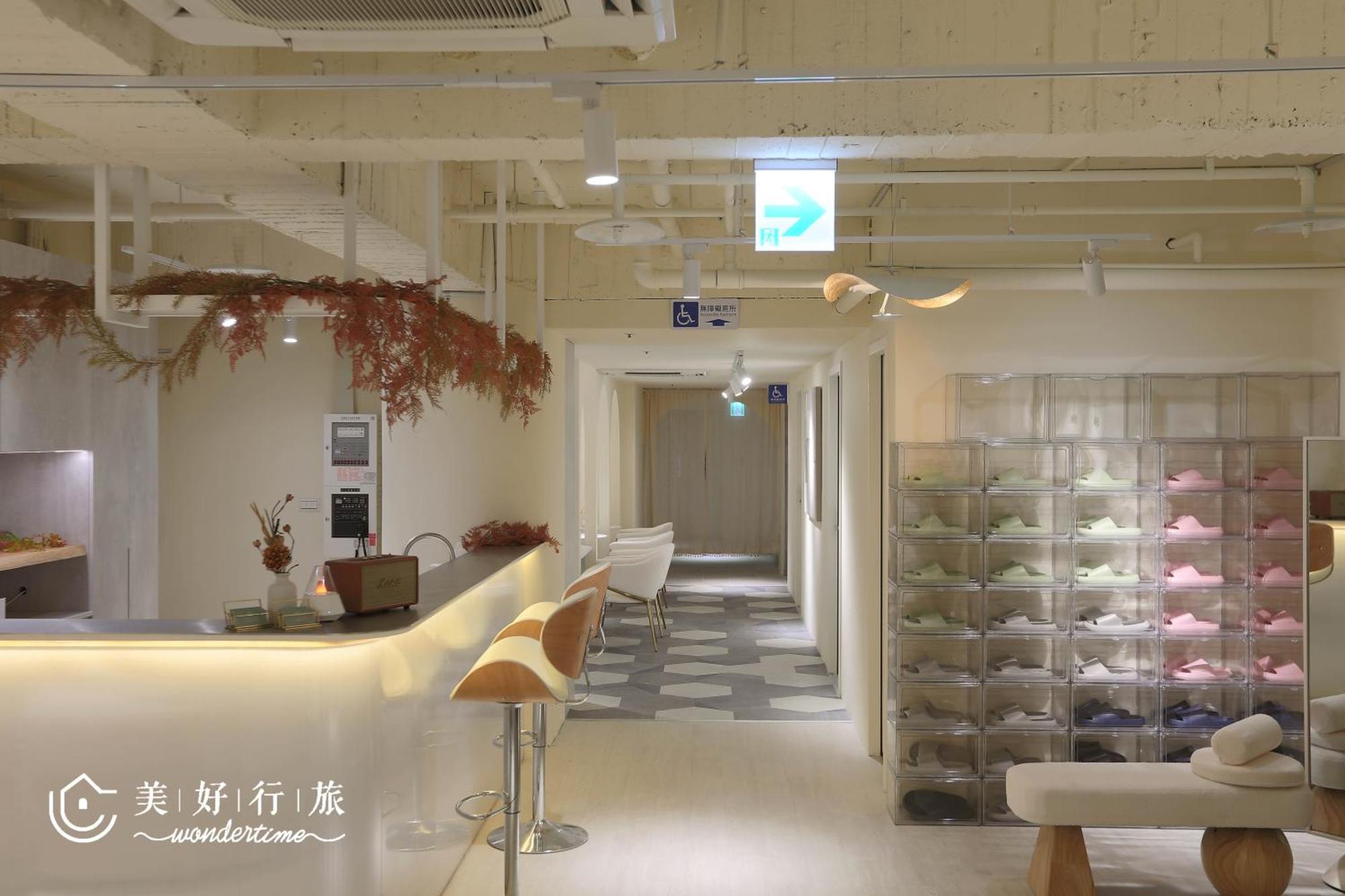 Wondertime3- Hankou' Inn 'Taipei Main Station エクステリア 写真